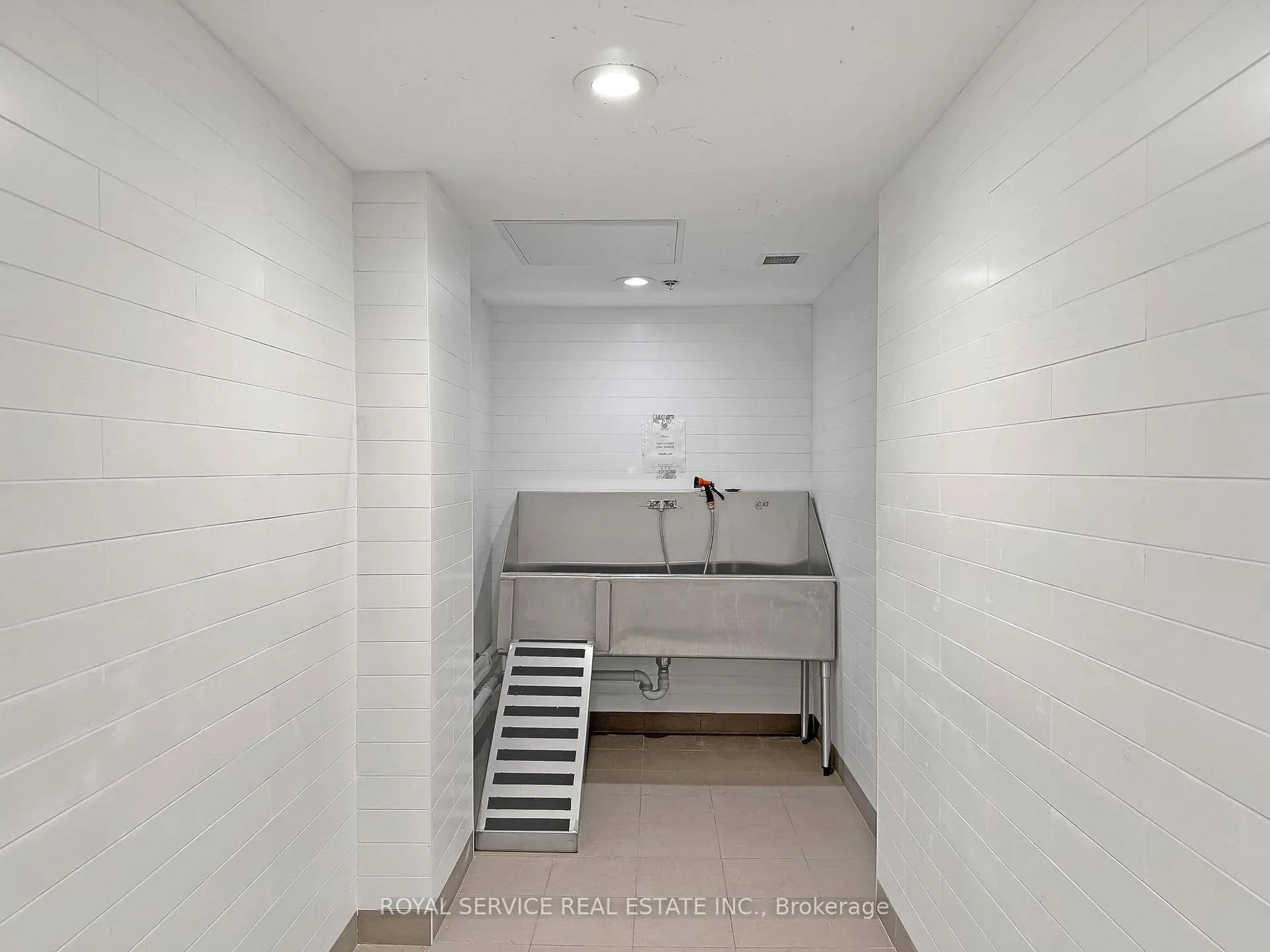 Photo 40 of Unit 210, 21 Brookhouse Drive, Clarington, Newcastle — HOMEH