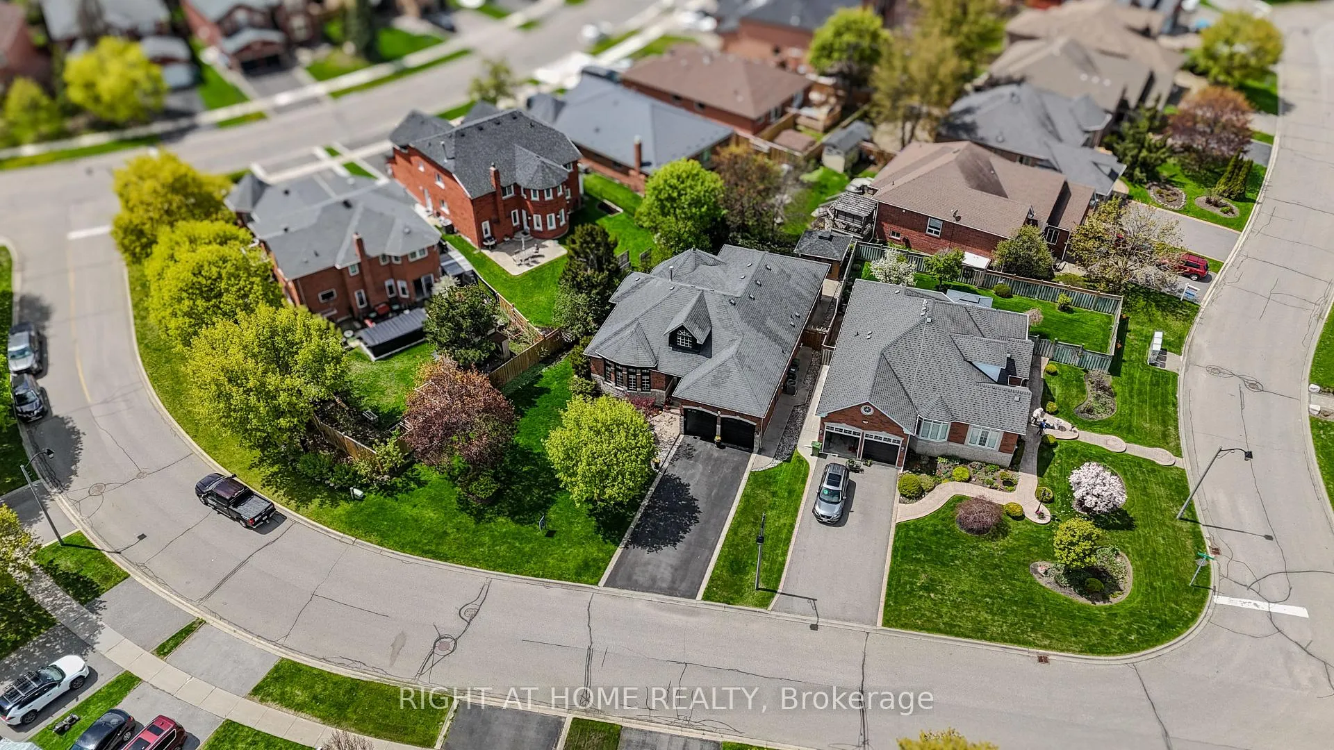Photo 44 of 57 Kirkwood Crescent, Caledon, Rural Caledon — HOMEH