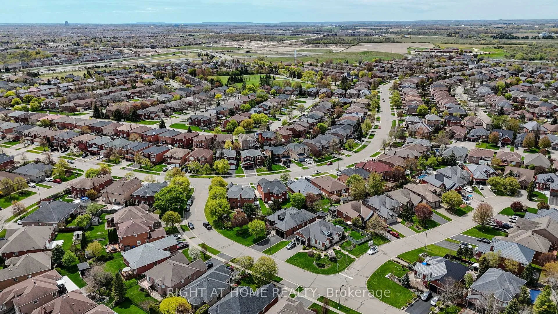 Photo 45 of 57 Kirkwood Crescent, Caledon, Rural Caledon — HOMEH