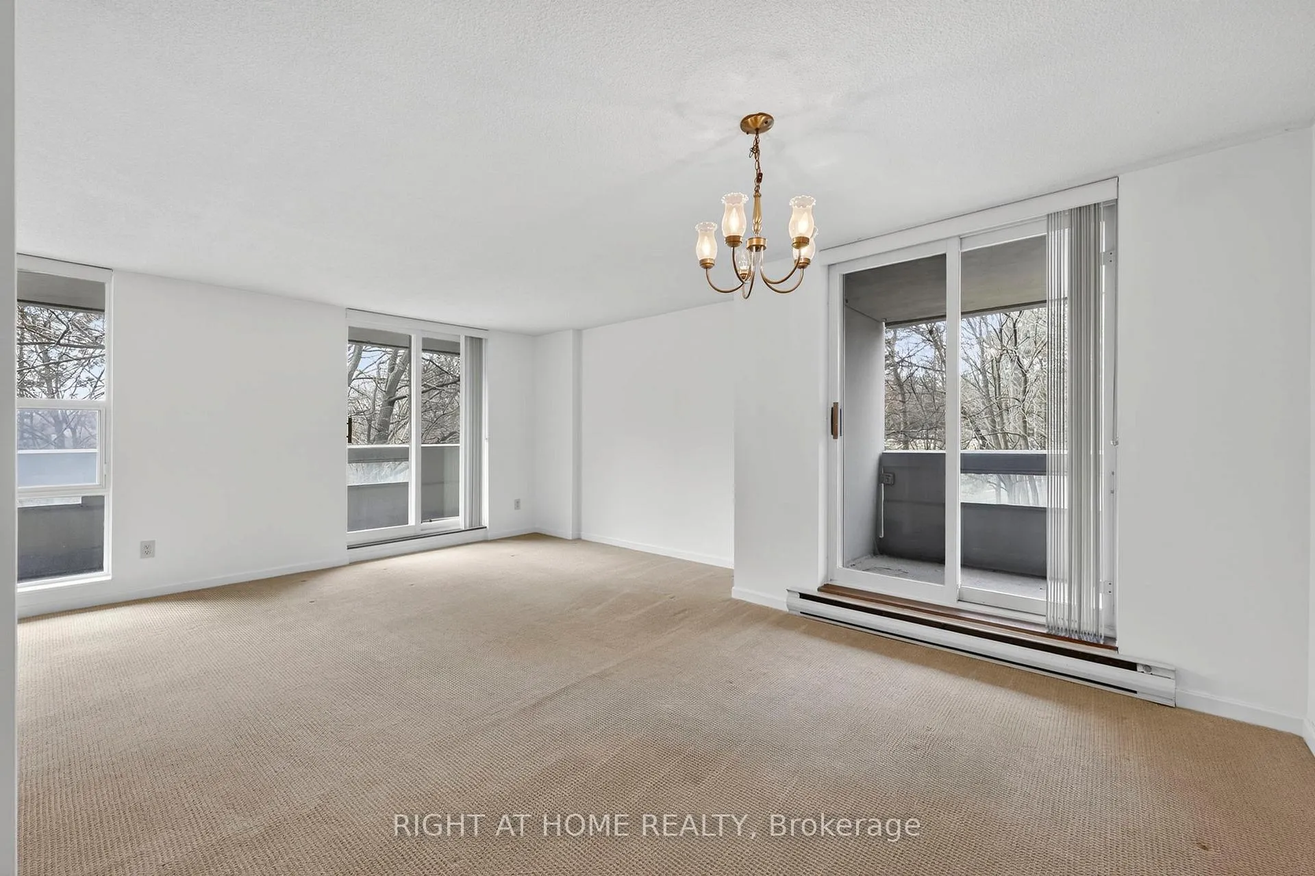 Photo 13 of Unit 211, 60 Inverlochy Boulevard, Markham, Royal Orchard — HOMEH