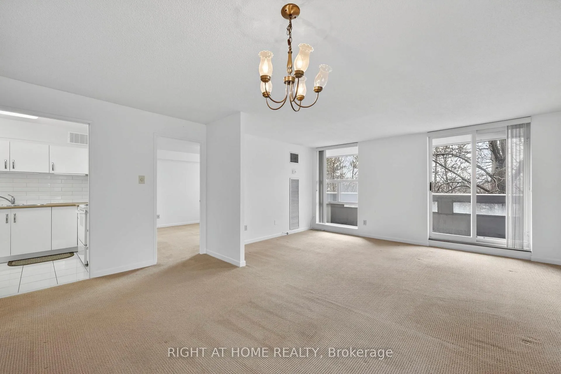 Photo 14 of Unit 211, 60 Inverlochy Boulevard, Markham, Royal Orchard — HOMEH