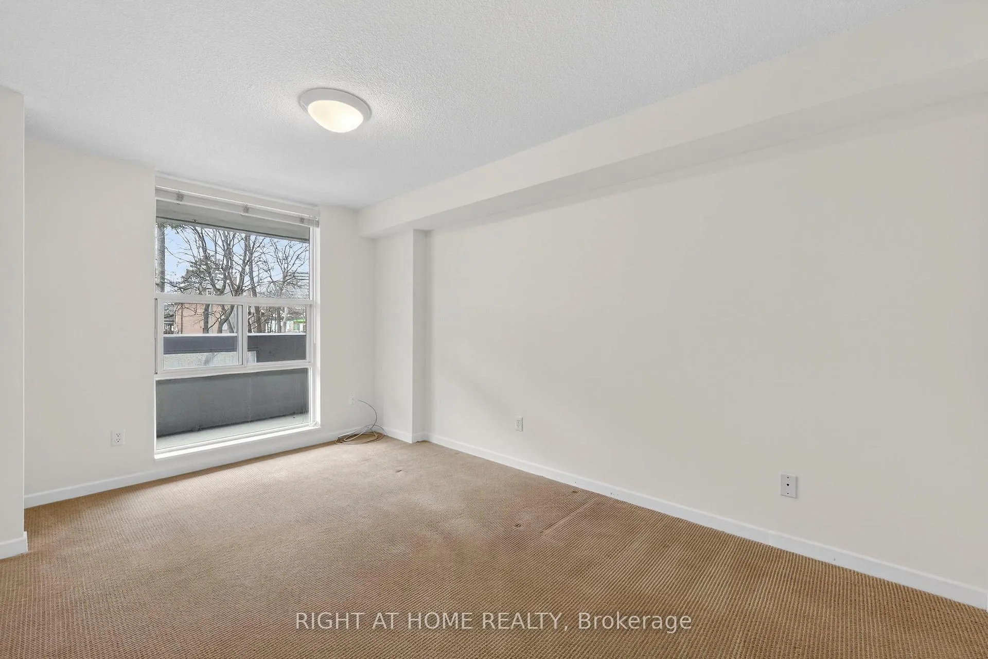 Photo 19 of Unit 211, 60 Inverlochy Boulevard, Markham, Royal Orchard — HOMEH