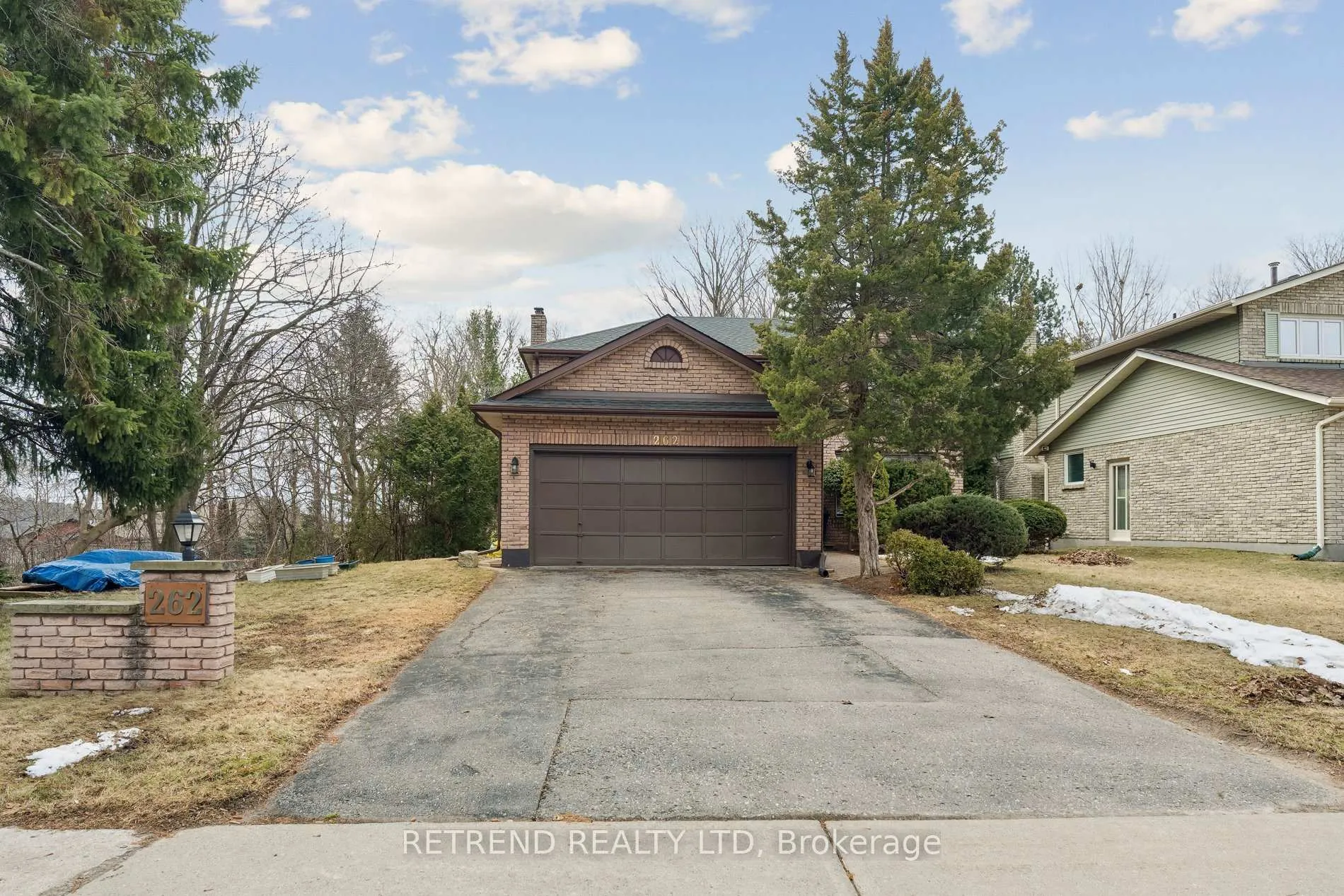 Front of 262 Athabasca Street