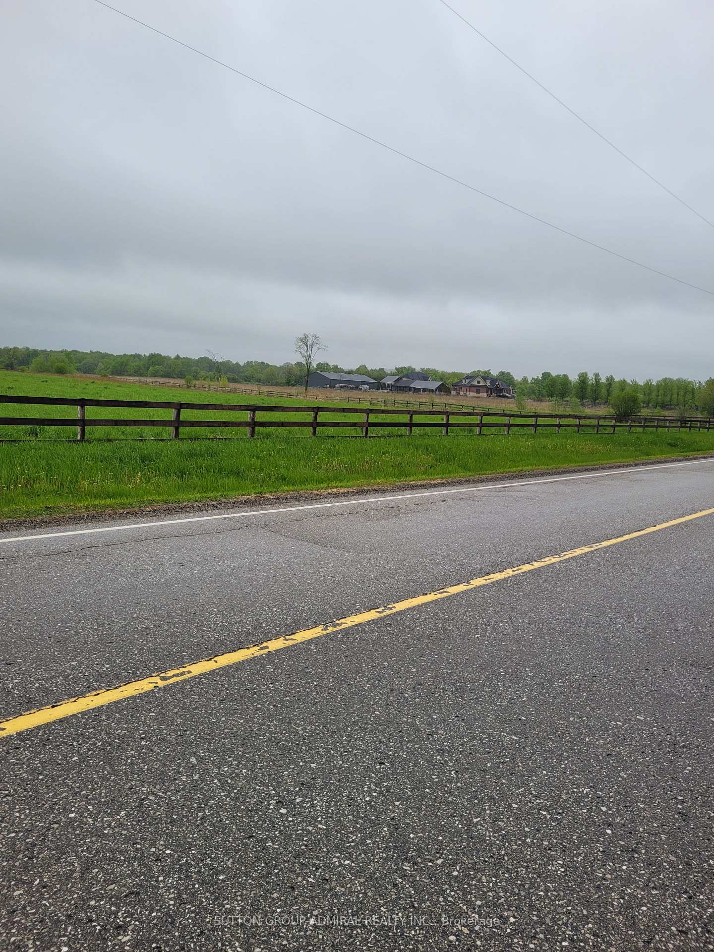 Photo 2 of 4860 18th Side Road, King, Schomberg — HOMEH