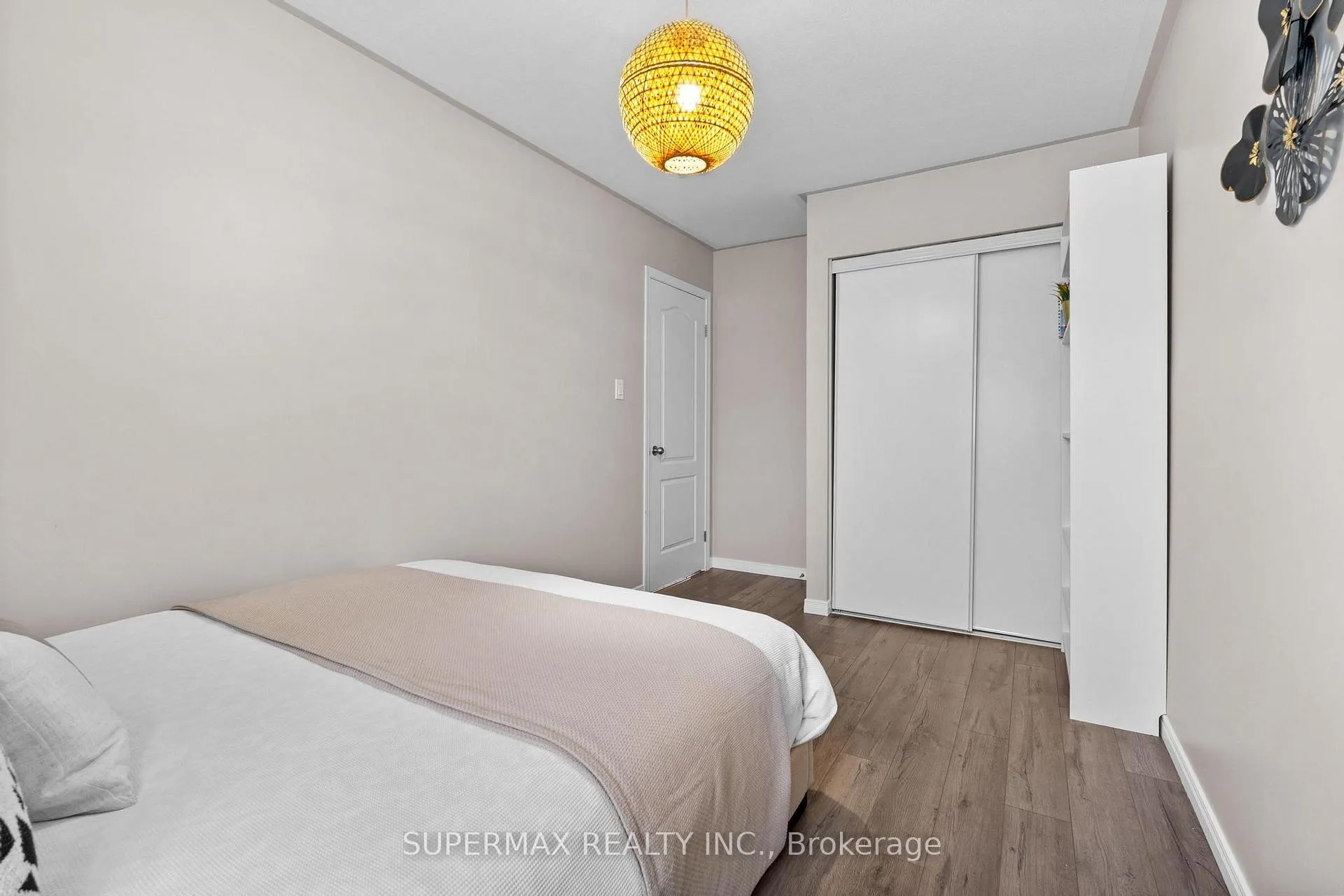 Photo 17 of 263 Apple Hill Crescent, Kitchener — HOMEH