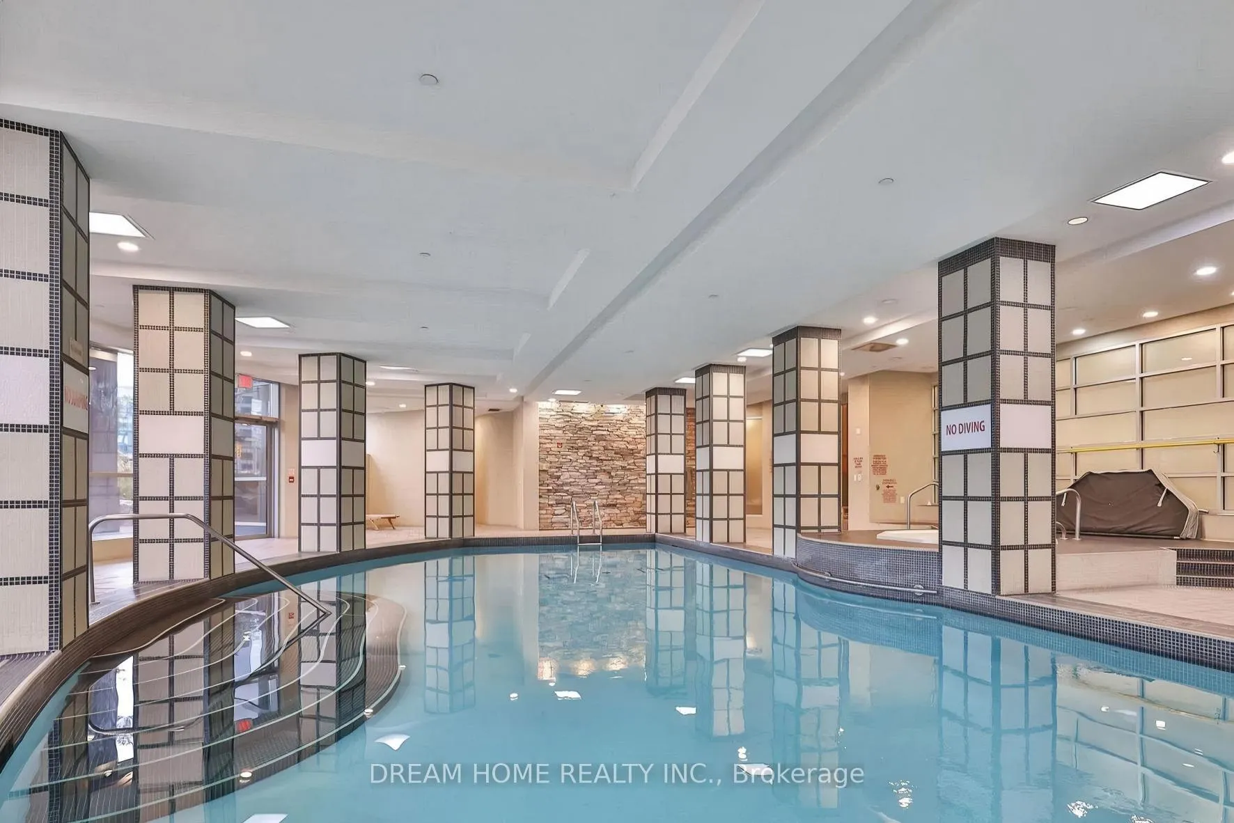 Photo 8 of Unit 858, 23 Cox Boulevard, Markham, Unionville — HOMEH