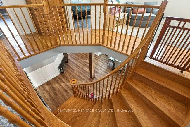 Photo 29 of 4462 Weltman Way, Lincoln, Beamsville — HOMEH