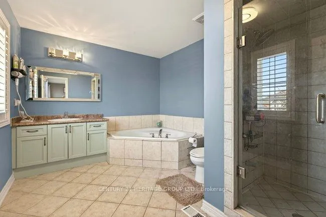 Photo 36 of 4462 Weltman Way, Lincoln, Beamsville — HOMEH