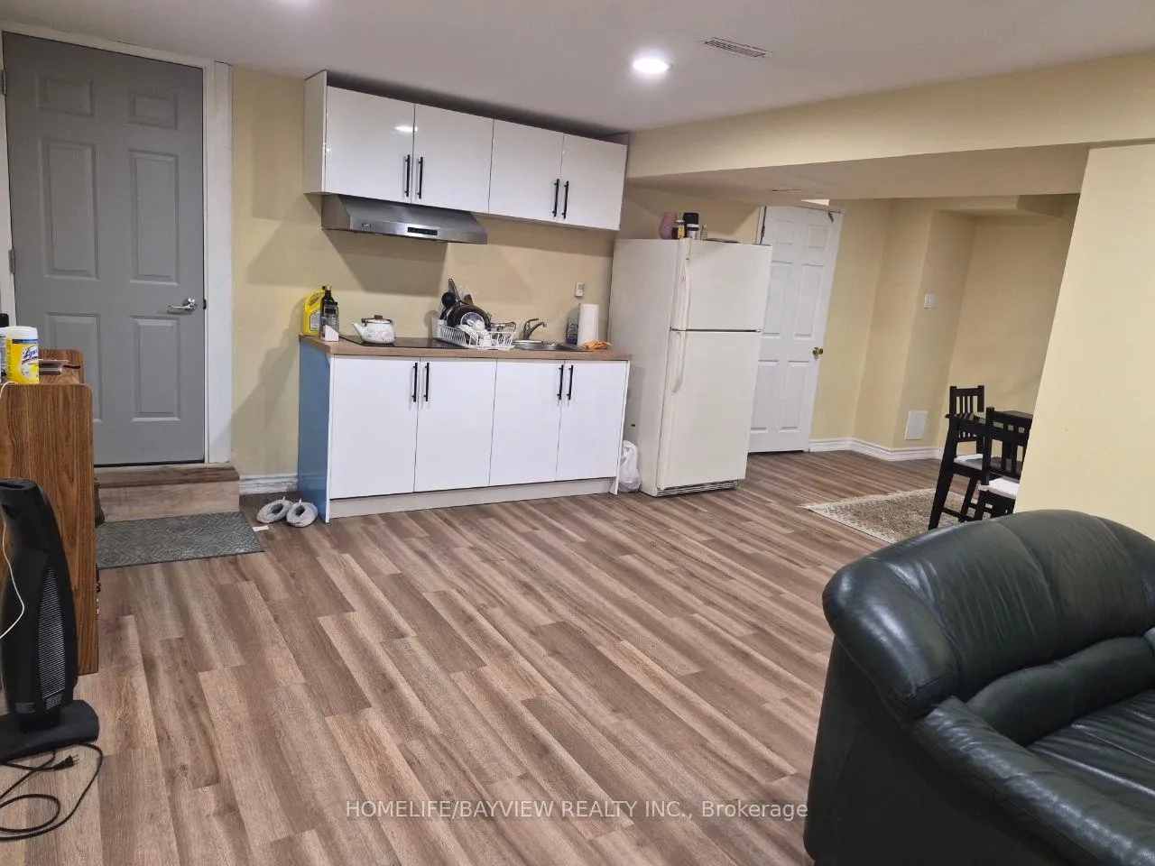 Photo 6 of 27 Glenmanor Way, Vaughan, Crestwood-Springfarm-Yorkhill — HOMEH