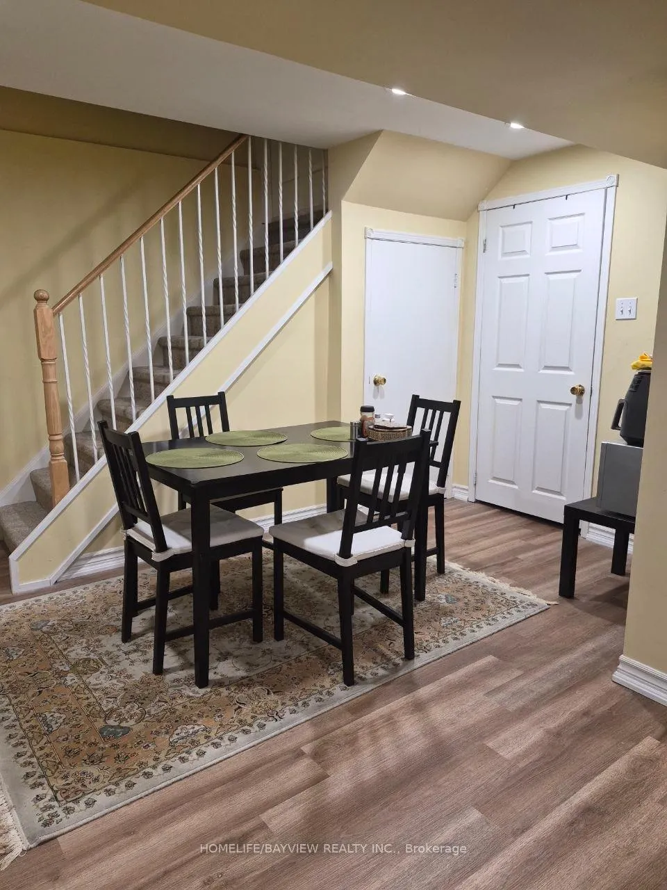 Photo 8 of 27 Glenmanor Way, Vaughan, Crestwood-Springfarm-Yorkhill — HOMEH