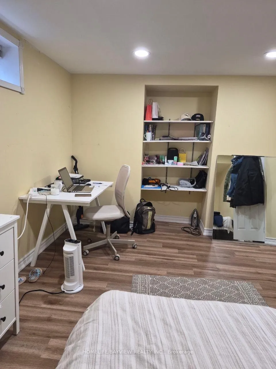 Photo 11 of 27 Glenmanor Way, Vaughan, Crestwood-Springfarm-Yorkhill — HOMEH