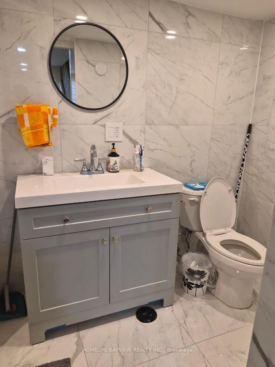 Photo 14 of 27 Glenmanor Way, Vaughan, Crestwood-Springfarm-Yorkhill — HOMEH
