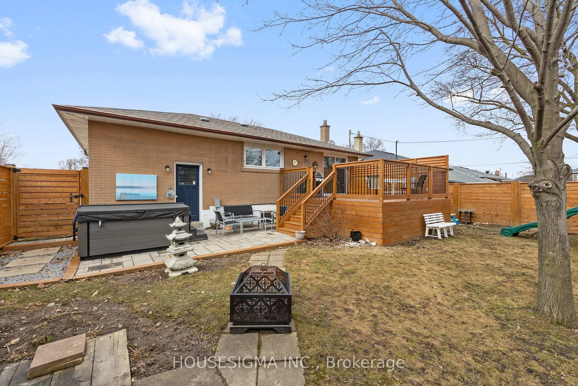 Photo 7 of 11 Tynevale Drive, Etobicoke, Willowridge-Martingrove-Richview — HOMEH