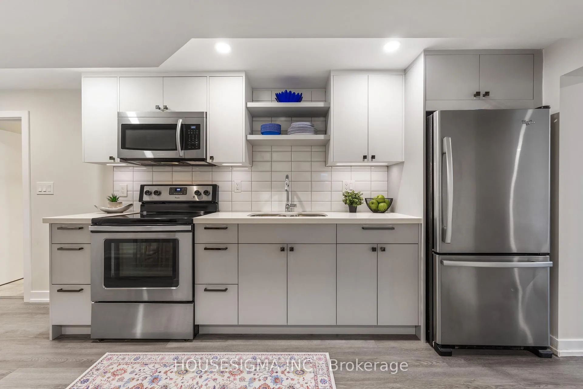 Photo 10 of 11 Tynevale Drive, Etobicoke, Willowridge-Martingrove-Richview — HOMEH