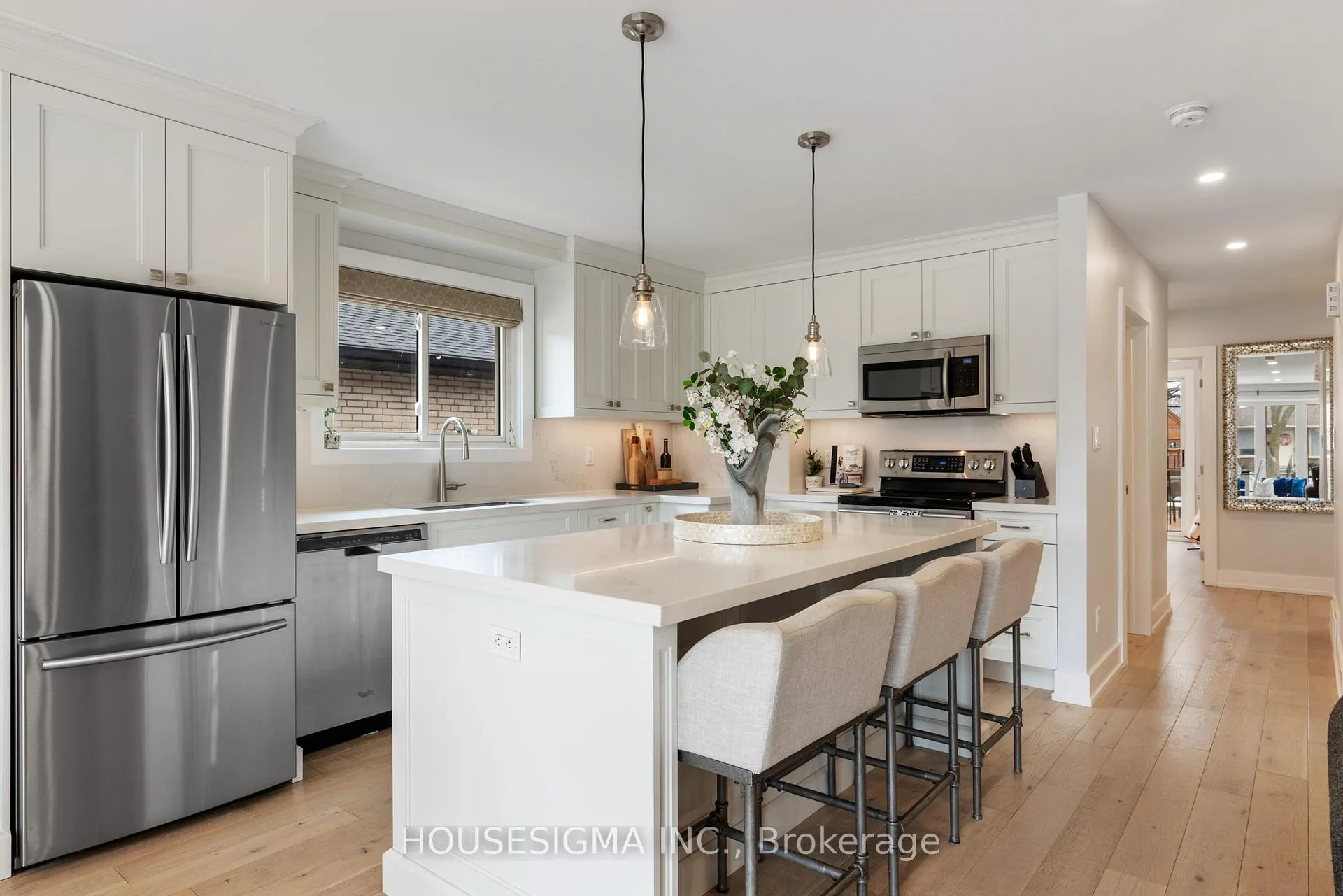 Photo 17 of 11 Tynevale Drive, Etobicoke, Willowridge-Martingrove-Richview — HOMEH