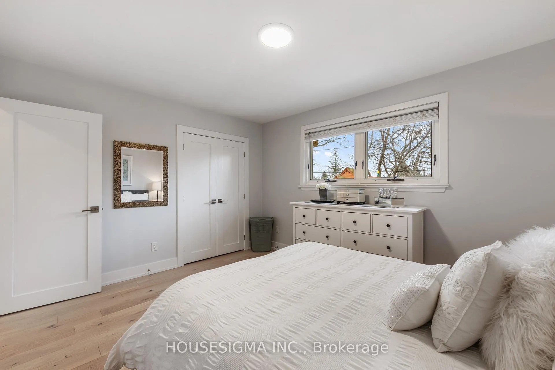 Photo 22 of 11 Tynevale Drive, Etobicoke, Willowridge-Martingrove-Richview — HOMEH