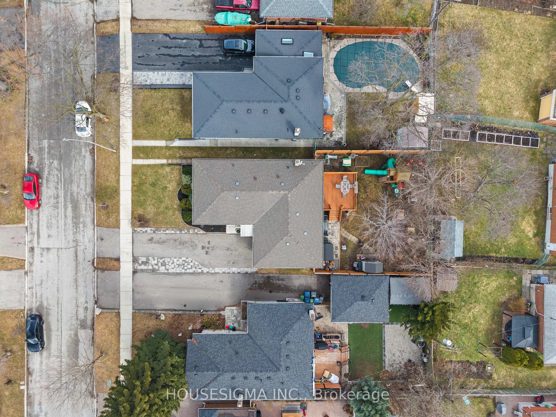 Photo 28 of 11 Tynevale Drive, Etobicoke, Willowridge-Martingrove-Richview — HOMEH