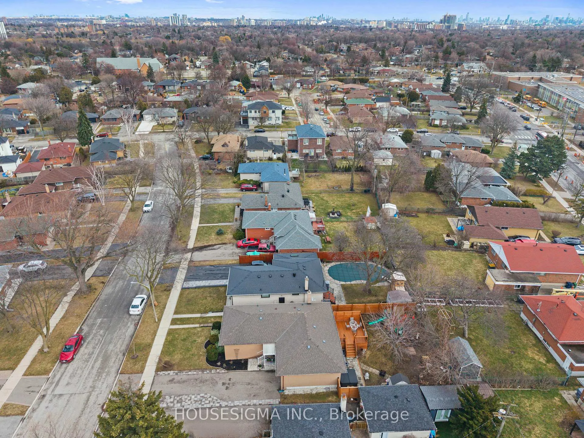 Photo 29 of 11 Tynevale Drive, Etobicoke, Willowridge-Martingrove-Richview — HOMEH