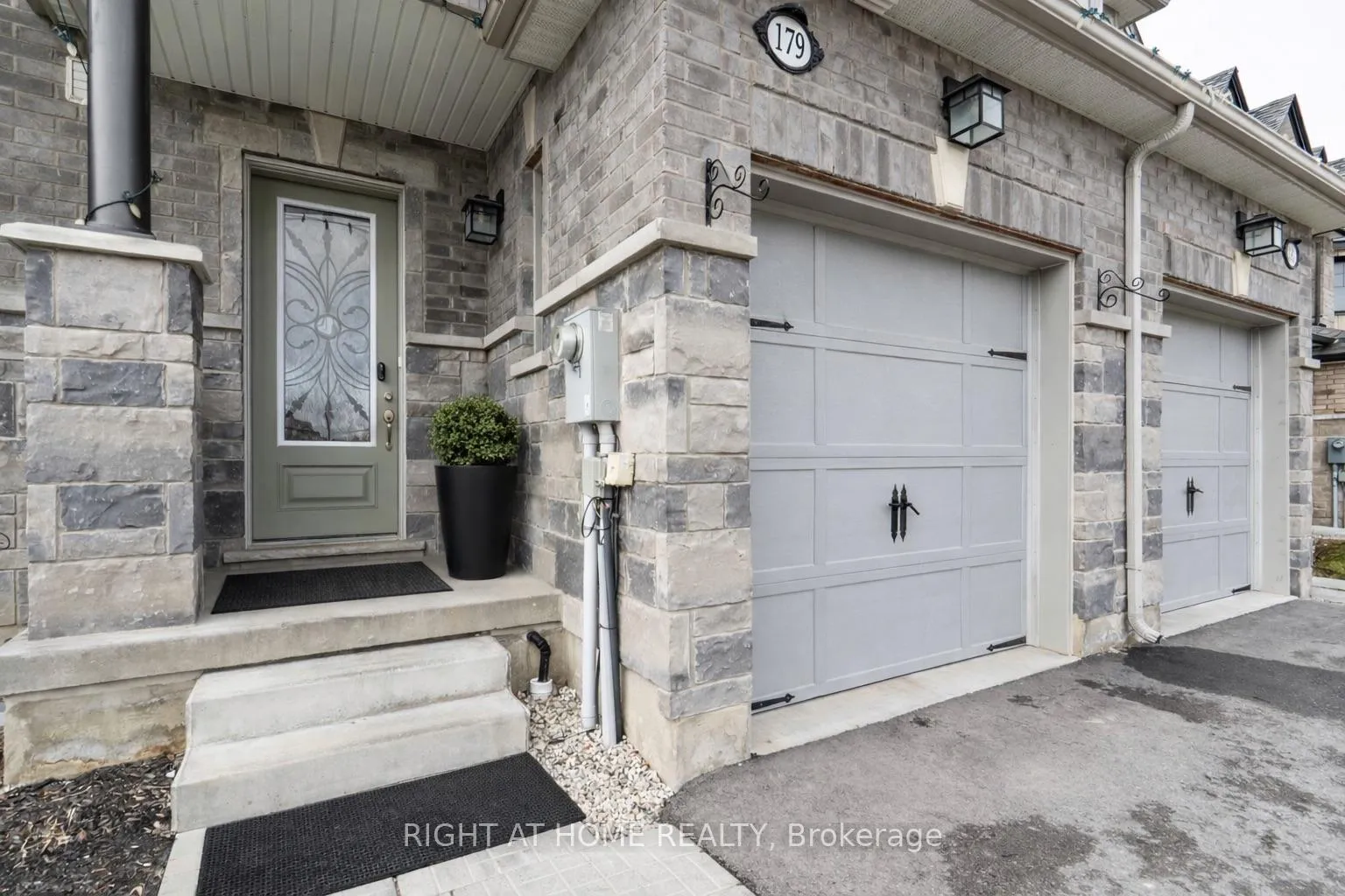 Photo 1 of 179 Walker Boulevard, New Tecumseth, Alliston — HOMEH