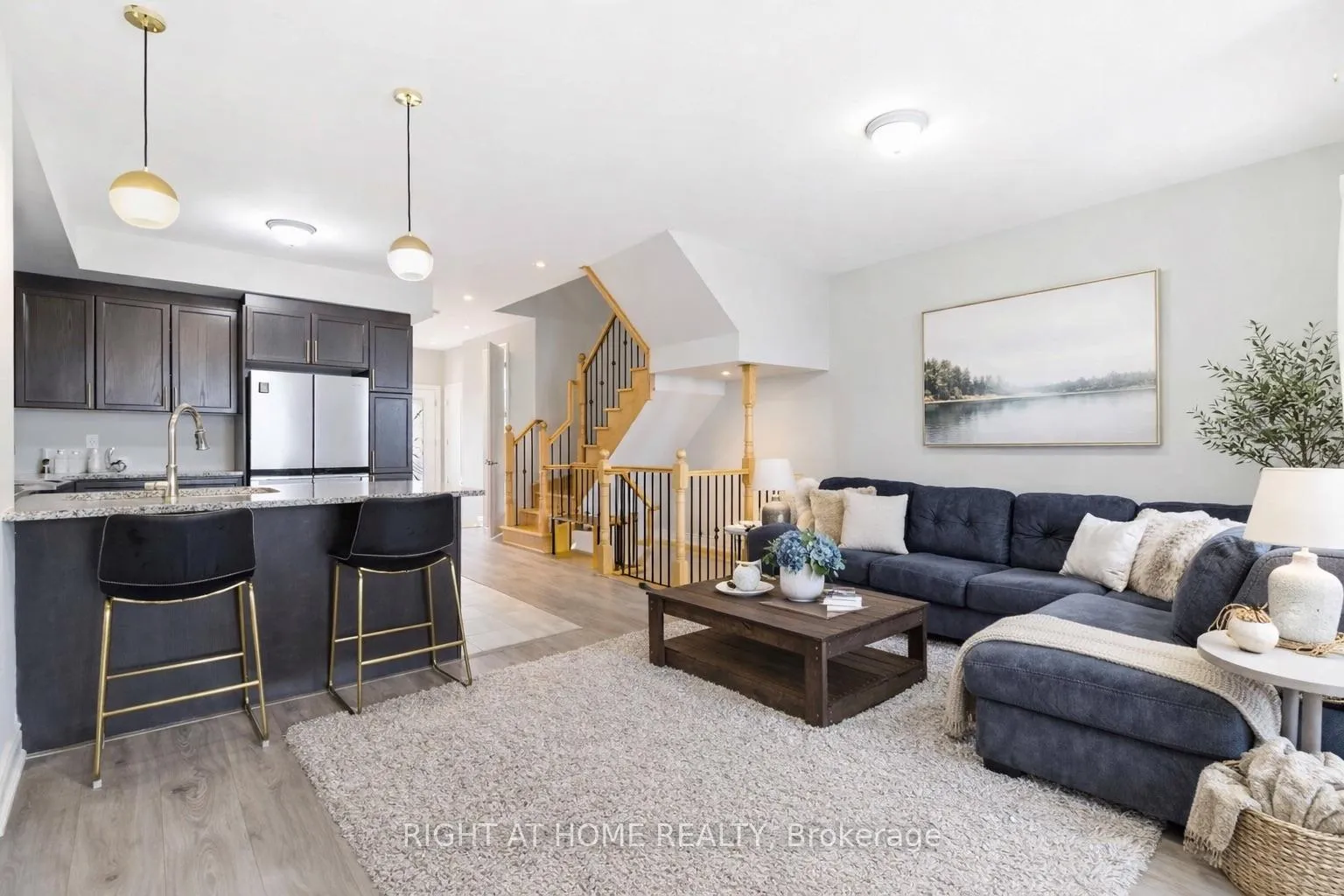 Photo 7 of 179 Walker Boulevard, New Tecumseth, Alliston — HOMEH