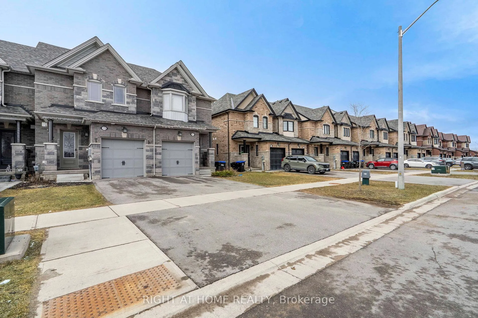 Photo 30 of 179 Walker Boulevard, New Tecumseth, Alliston — HOMEH