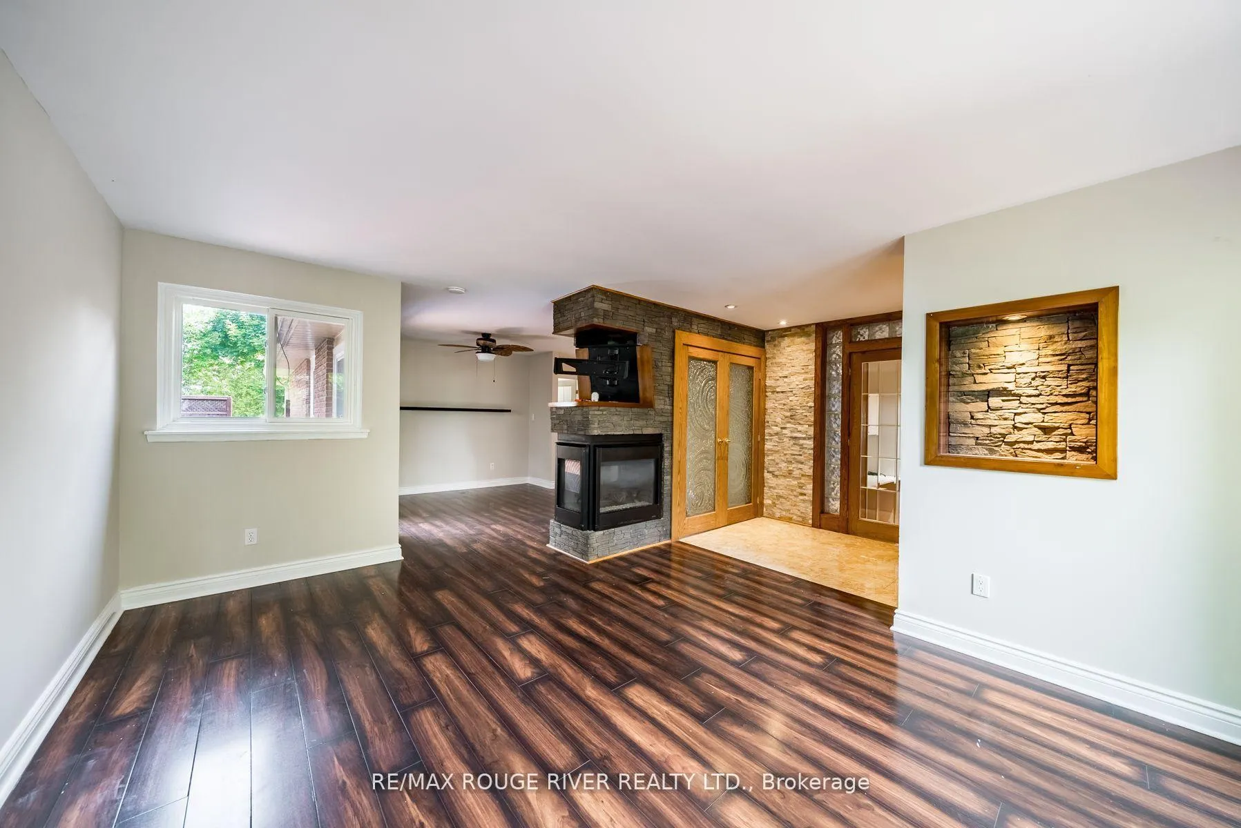 Photo 9 of 3 Swanston Crescent, Ajax, South West — HOMEH