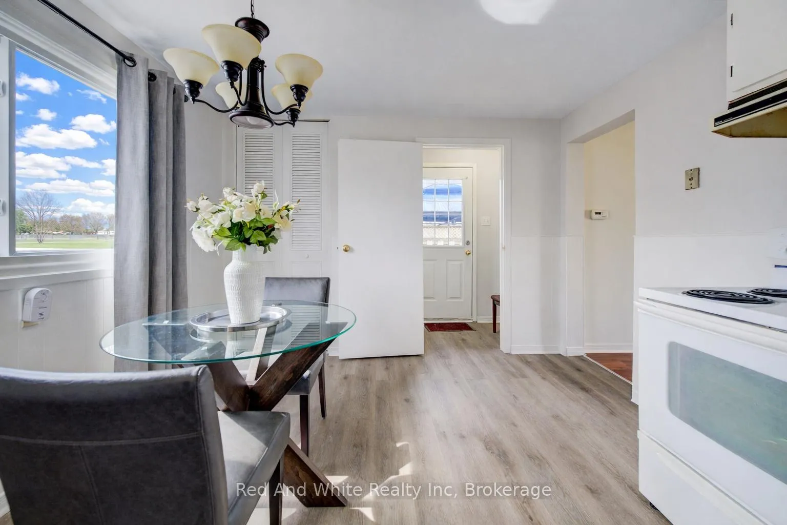 Photo 9 of 43 Ferguson Avenue, Cambridge — HOMEH