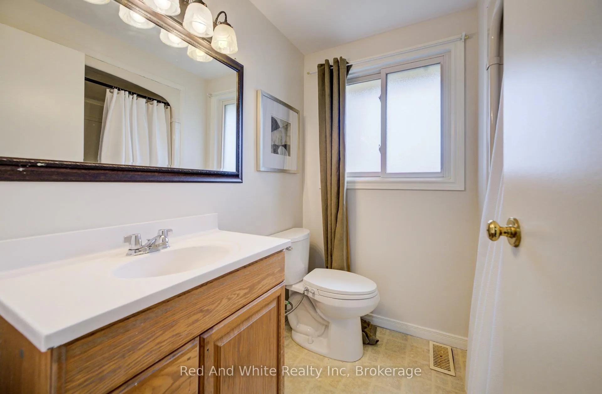 Photo 15 of 43 Ferguson Avenue, Cambridge — HOMEH