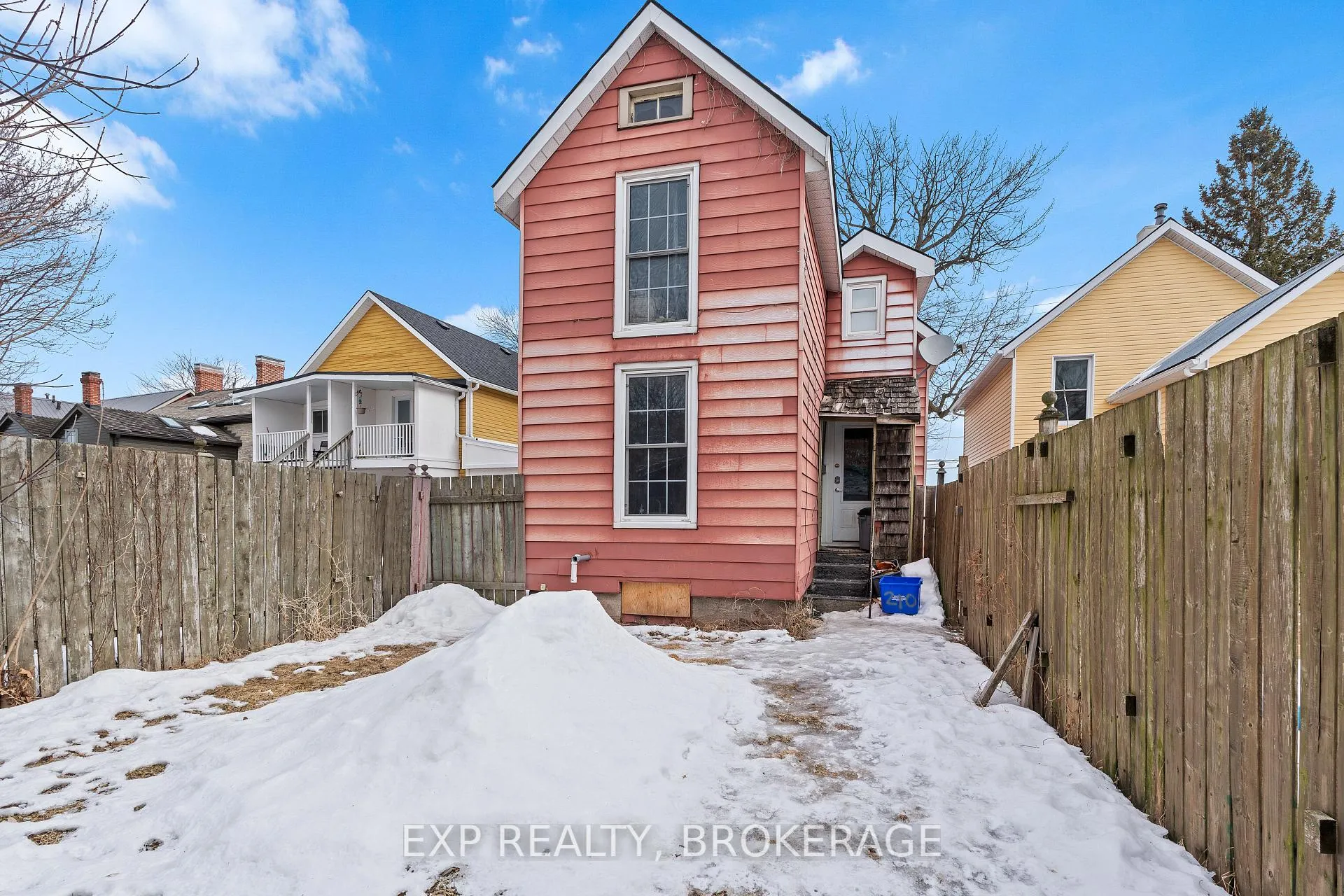 Photo 33 of 212 Rideau Street, Kingston, East of Sir John A. Blvd — HOMEH