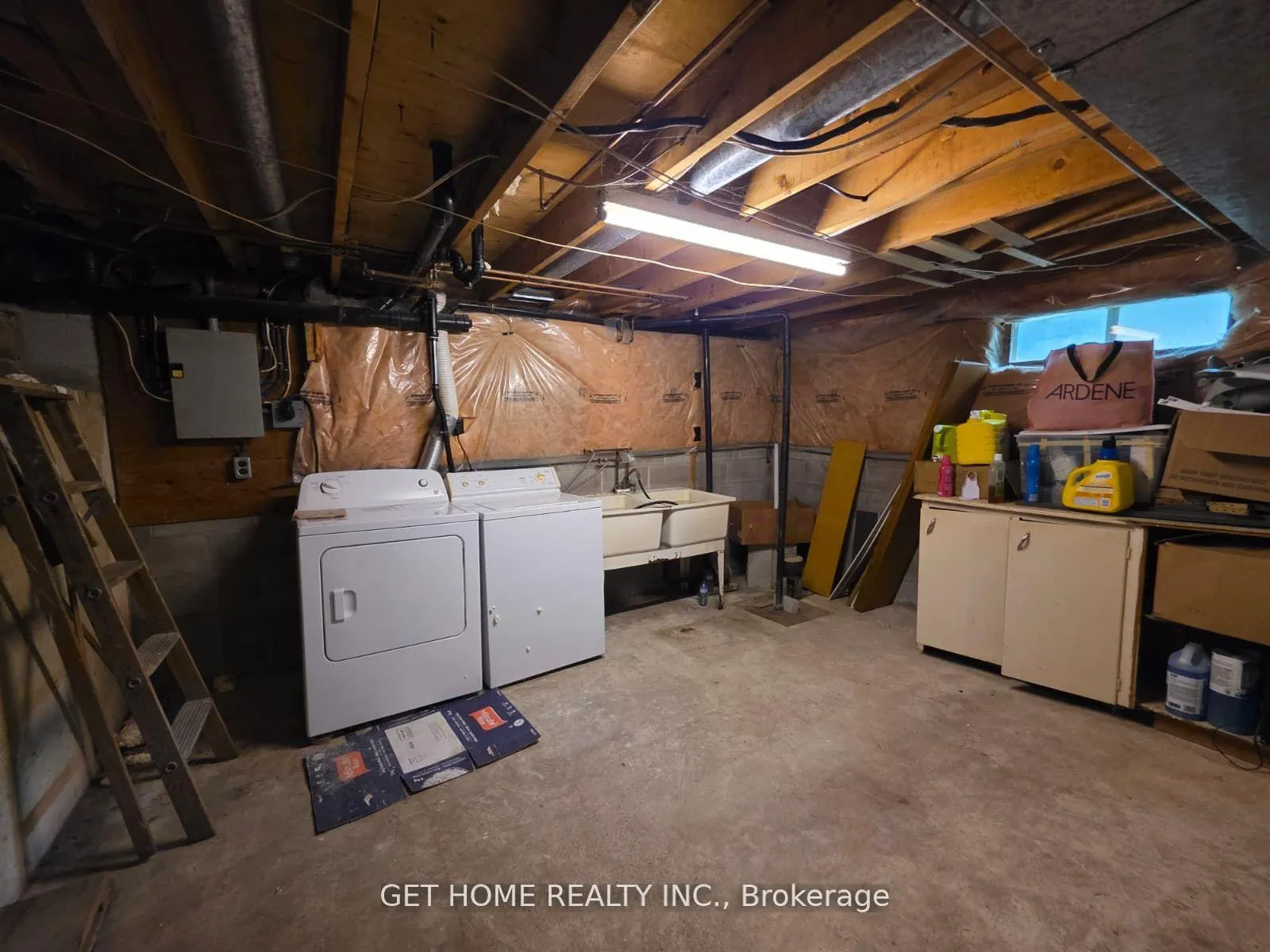 Photo 33 of 30 Emilie Street, Brant, Brantford Twp — HOMEH