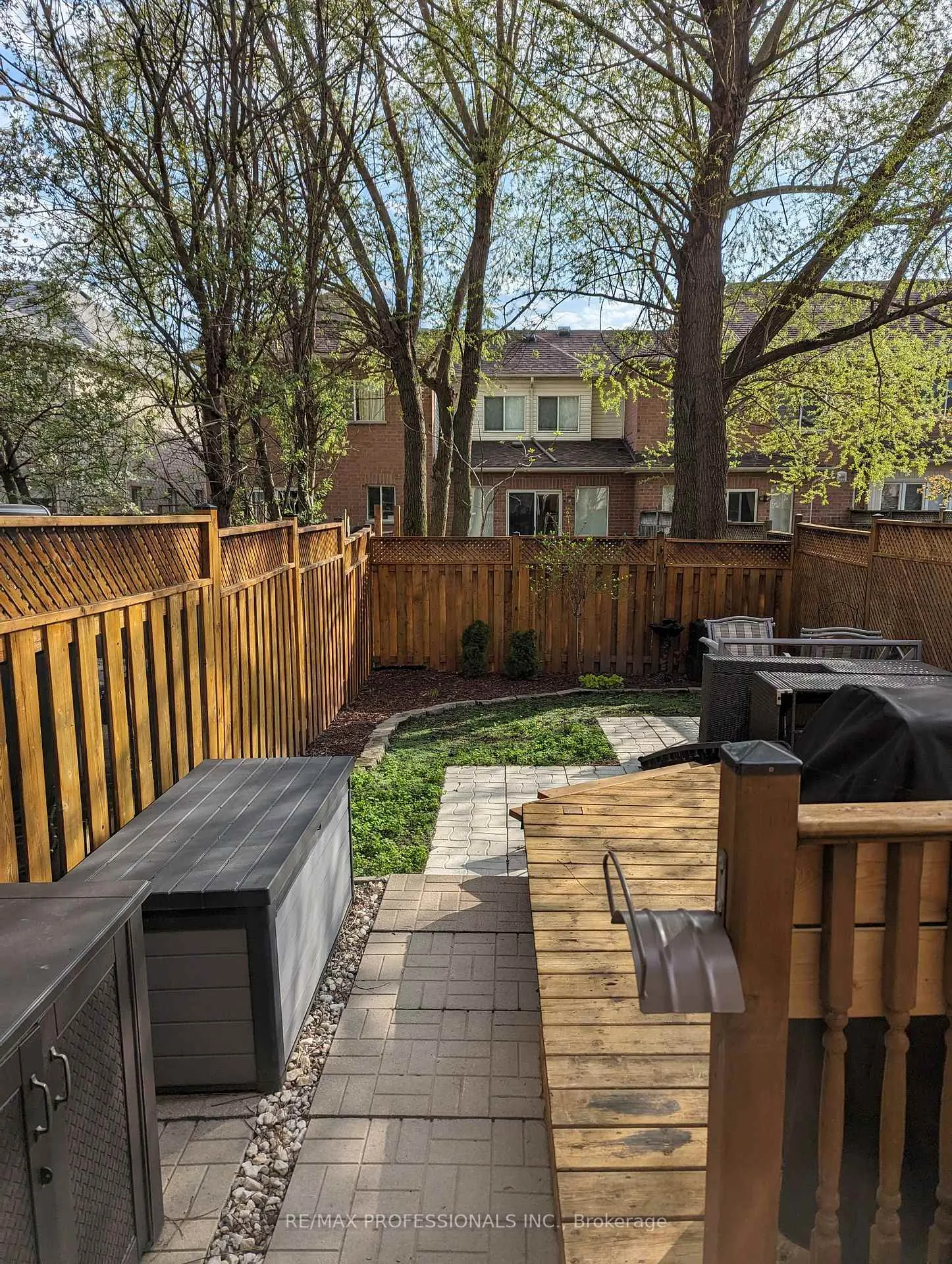 Photo 39 of 34 Harding Street, Halton Hills, Georgetown — HOMEH