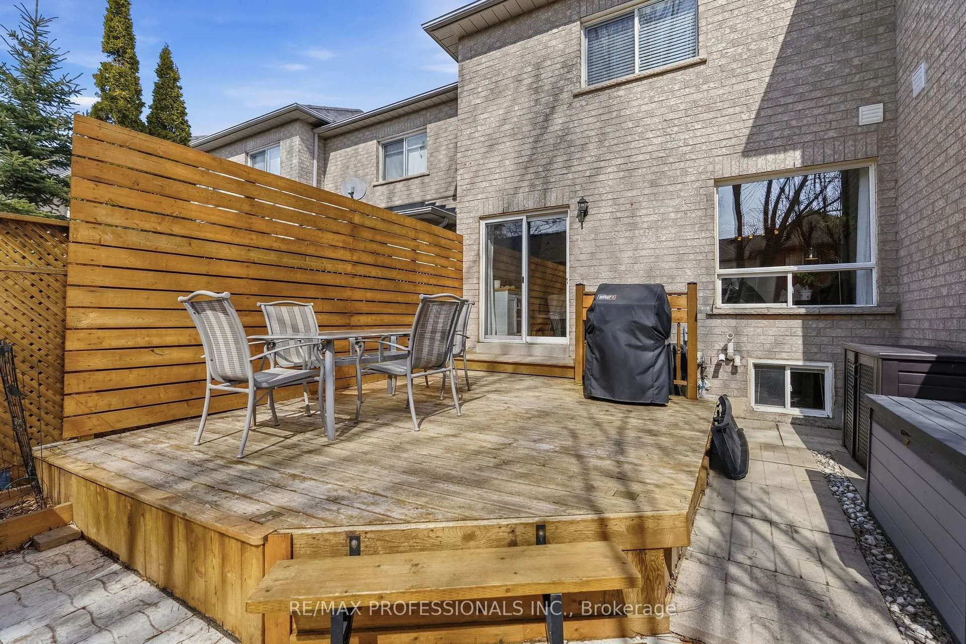 Photo 42 of 34 Harding Street, Halton Hills, Georgetown — HOMEH
