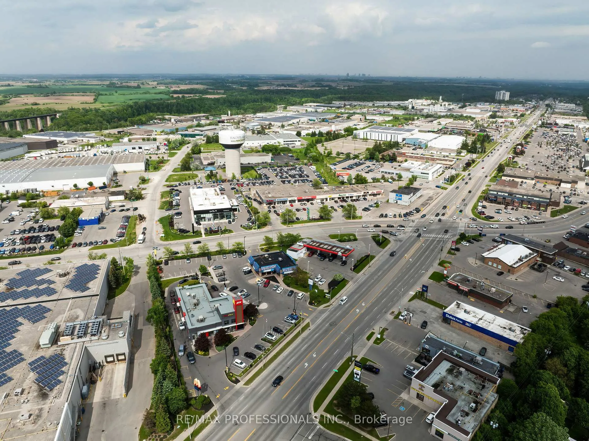 Photo 50 of 34 Harding Street, Halton Hills, Georgetown — HOMEH