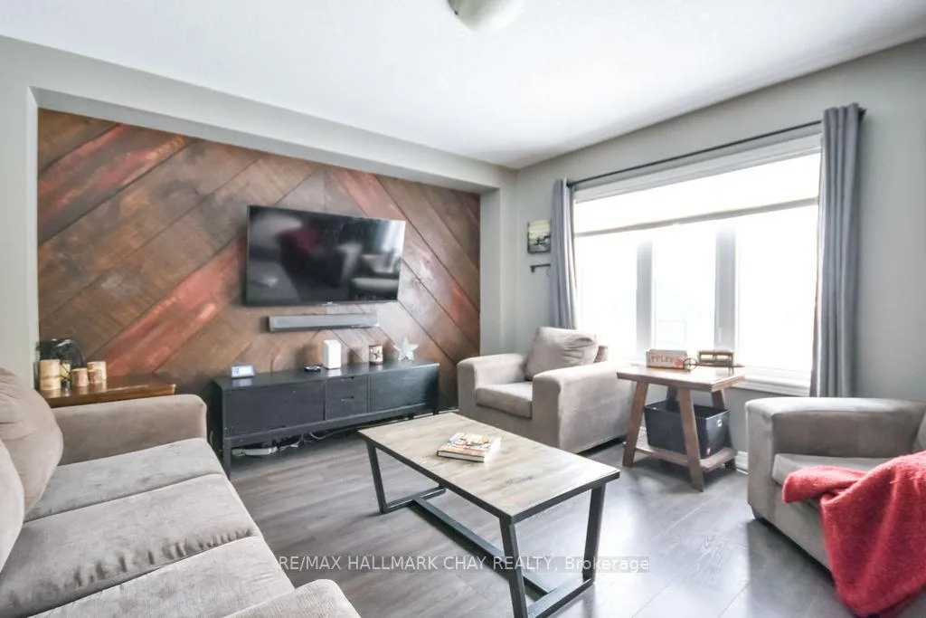 Photo 8 of 212 Maplewood Drive, Essa, Angus — HOMEH