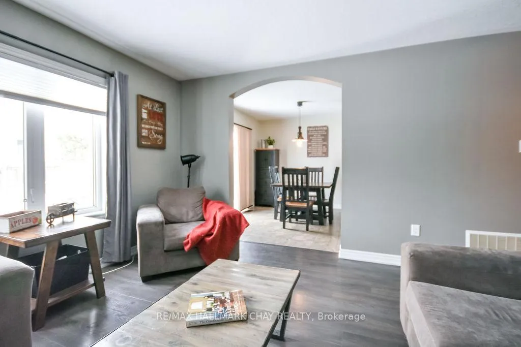 Photo 9 of 212 Maplewood Drive, Essa, Angus — HOMEH