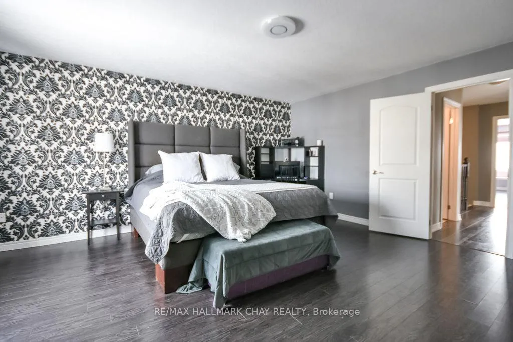 Photo 17 of 212 Maplewood Drive, Essa, Angus — HOMEH