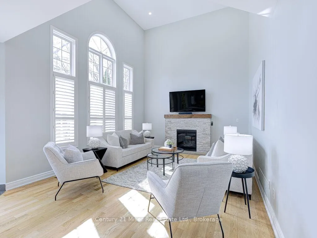 Photo 12 of 2128 Arbourview Drive, Oakville, Westmount — HOMEH