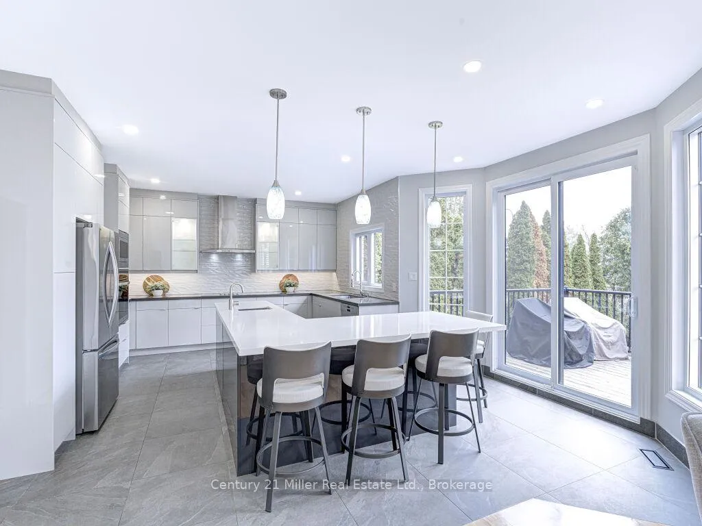 Photo 16 of 2128 Arbourview Drive, Oakville, Westmount — HOMEH