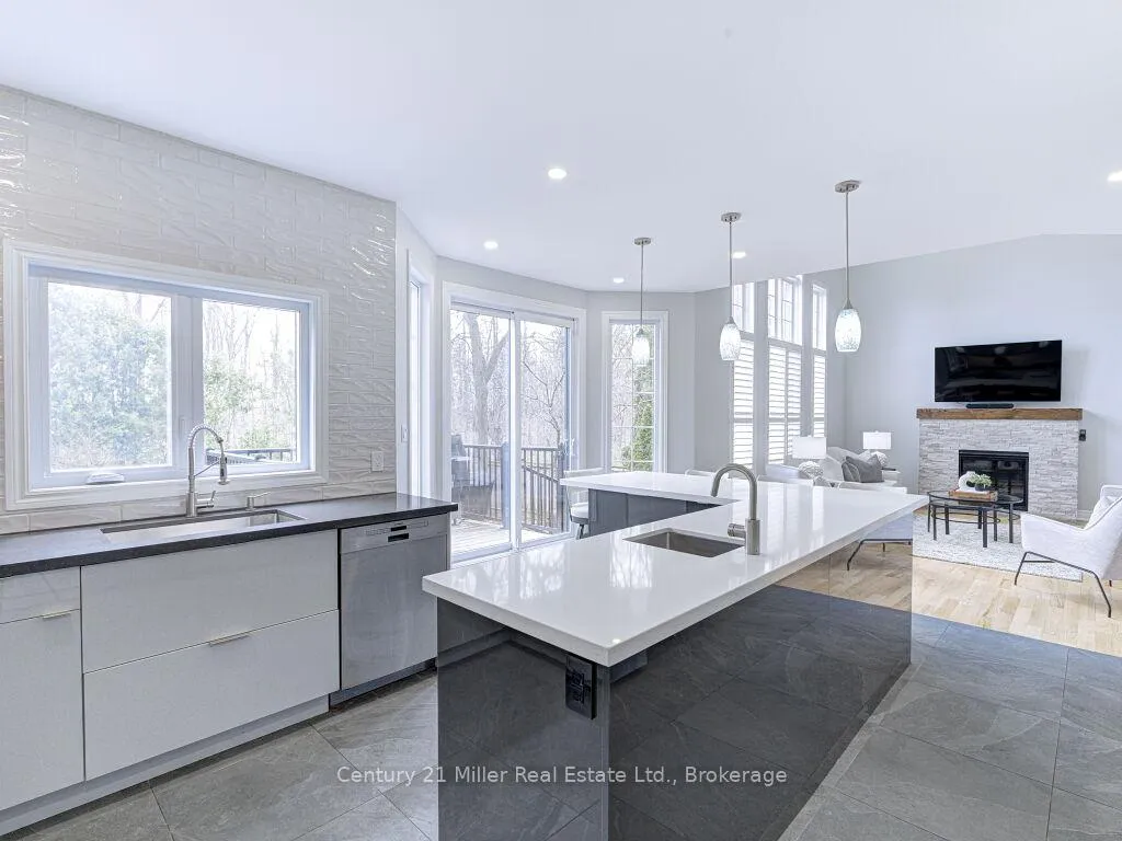 Photo 20 of 2128 Arbourview Drive, Oakville, Westmount — HOMEH