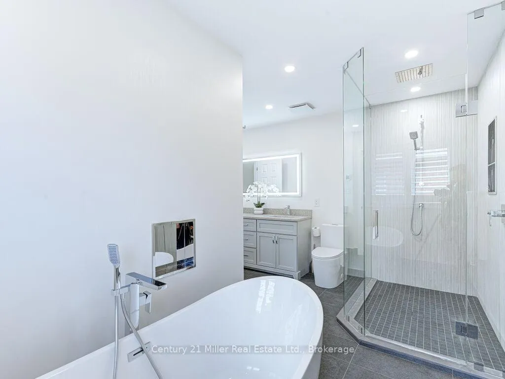 Photo 28 of 2128 Arbourview Drive, Oakville, Westmount — HOMEH