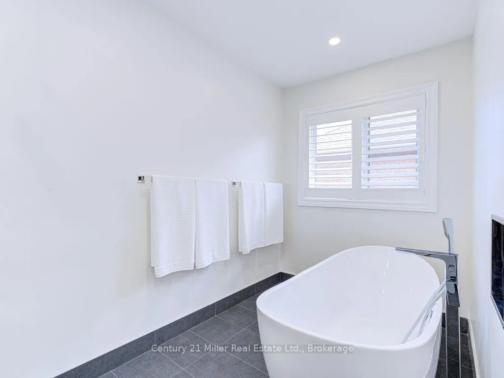 Photo 29 of 2128 Arbourview Drive, Oakville, Westmount — HOMEH