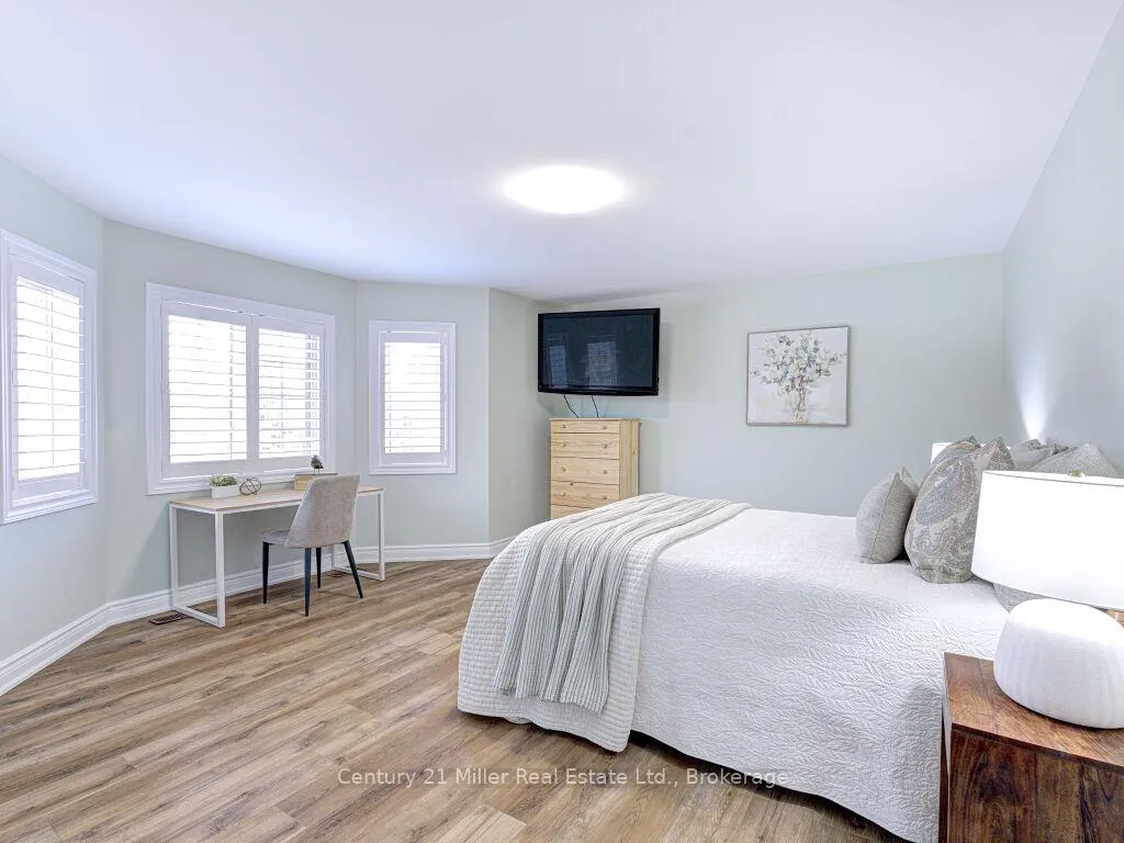 Photo 33 of 2128 Arbourview Drive, Oakville, Westmount — HOMEH