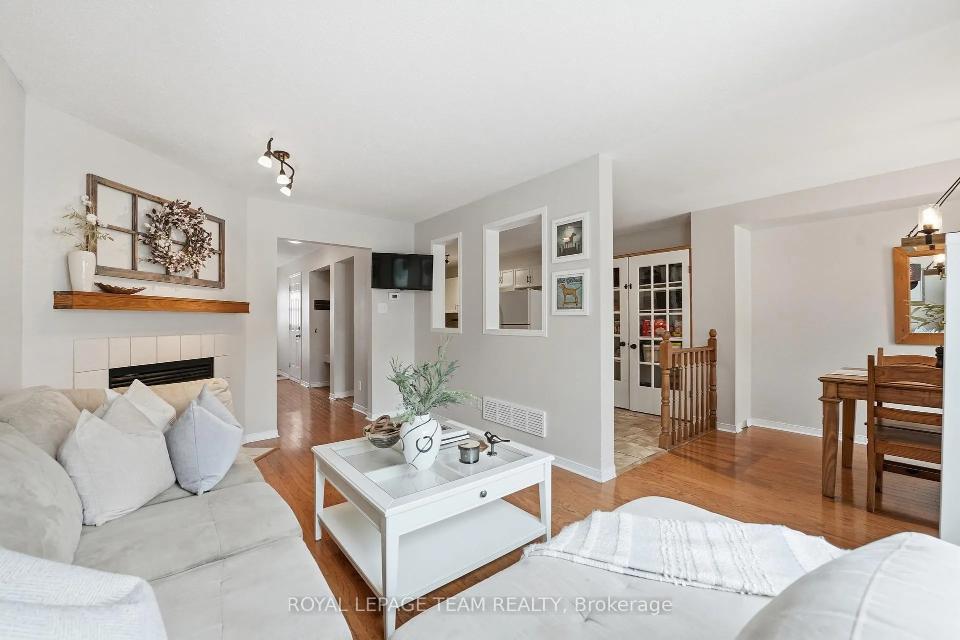 Photo 11 of 11 Furlong Crescent, Ottawa, Kanata - Bridlewood — HOMEH