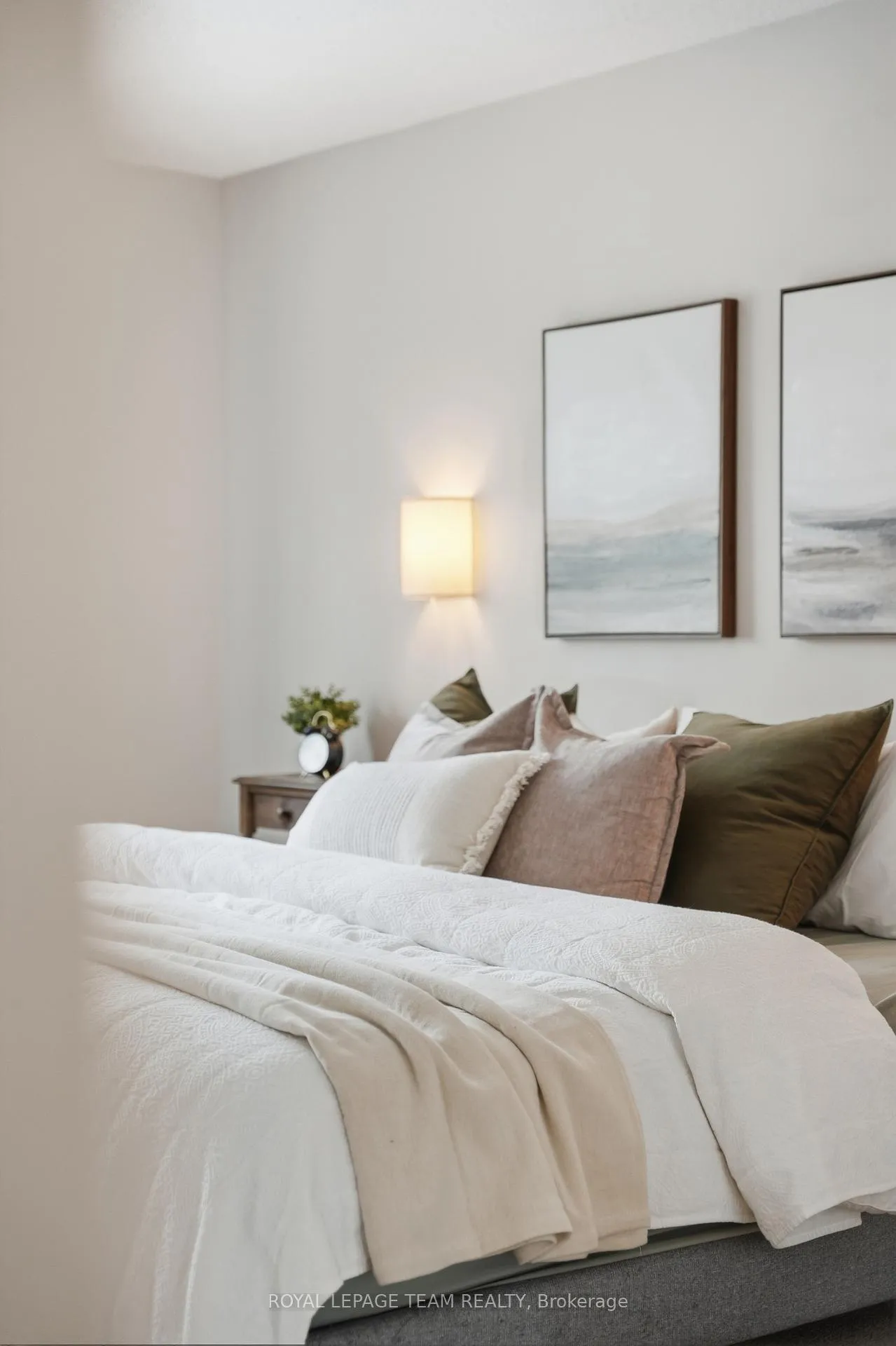 Photo 27 of 11 Furlong Crescent, Ottawa, Kanata - Bridlewood — HOMEH