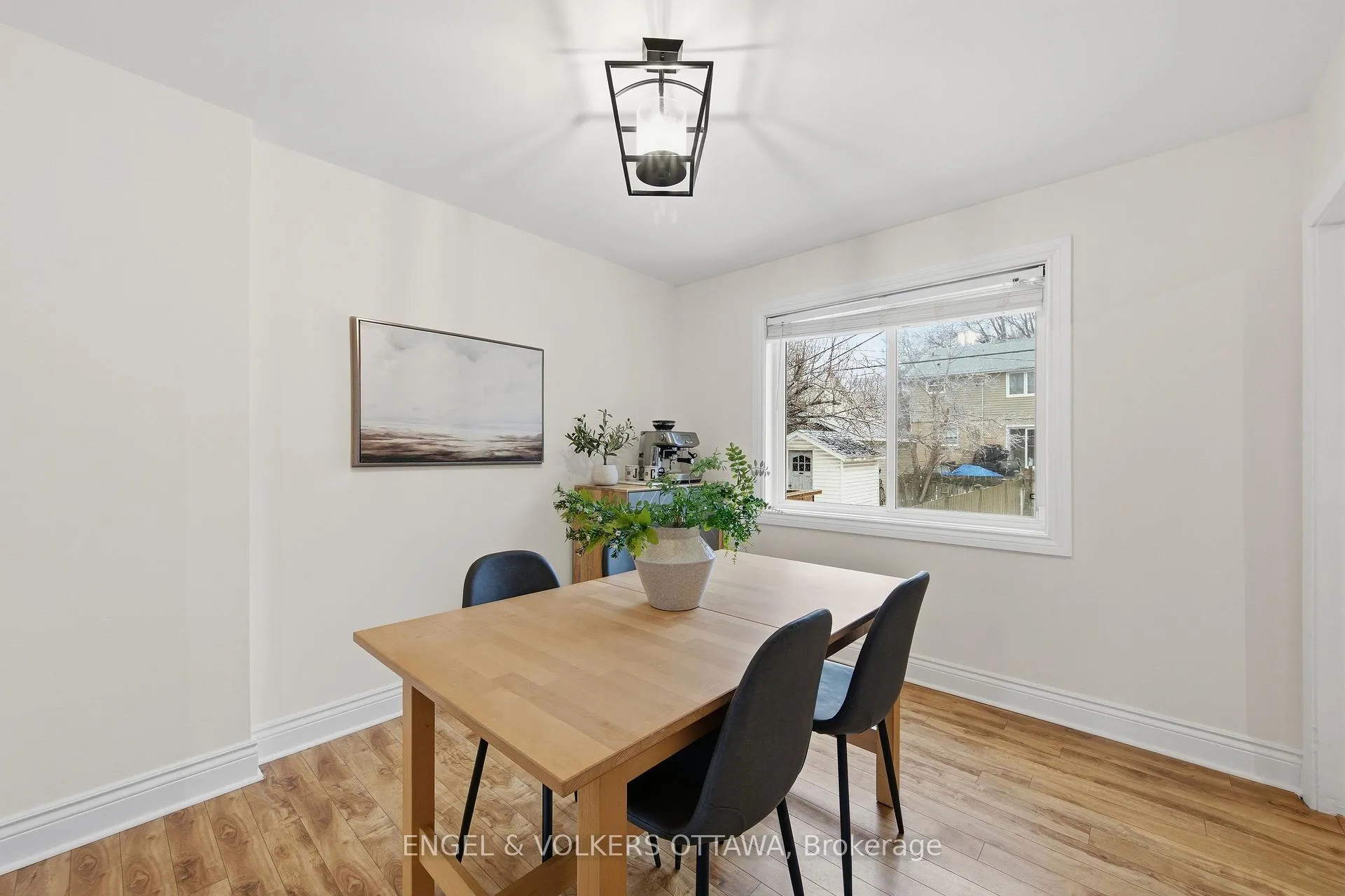 Photo 7 of 483 Prince Albert Street, Ottawa, Overbrook/Castle Heights — HOMEH