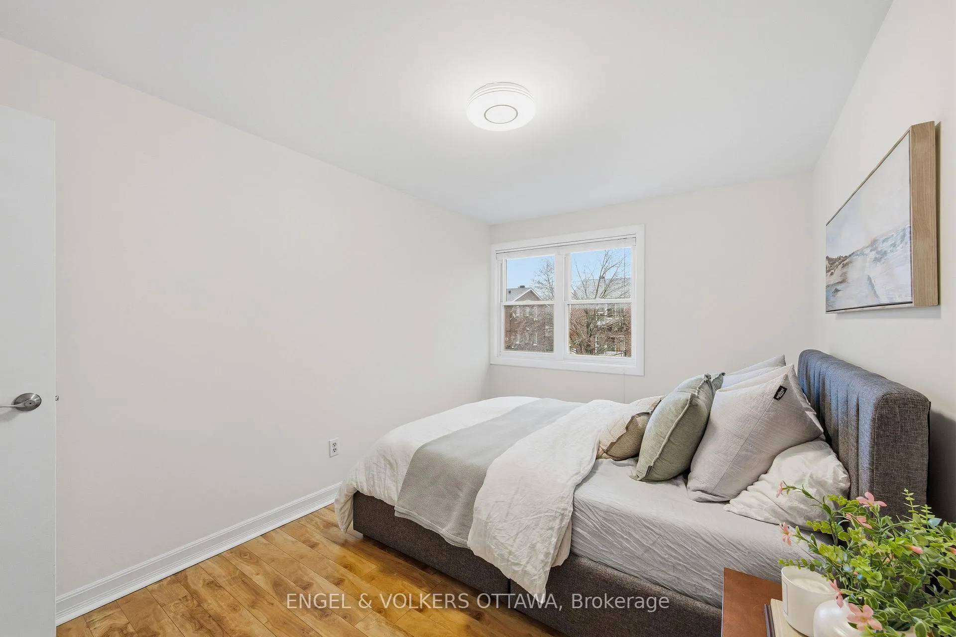 Photo 18 of 483 Prince Albert Street, Ottawa, Overbrook/Castle Heights — HOMEH