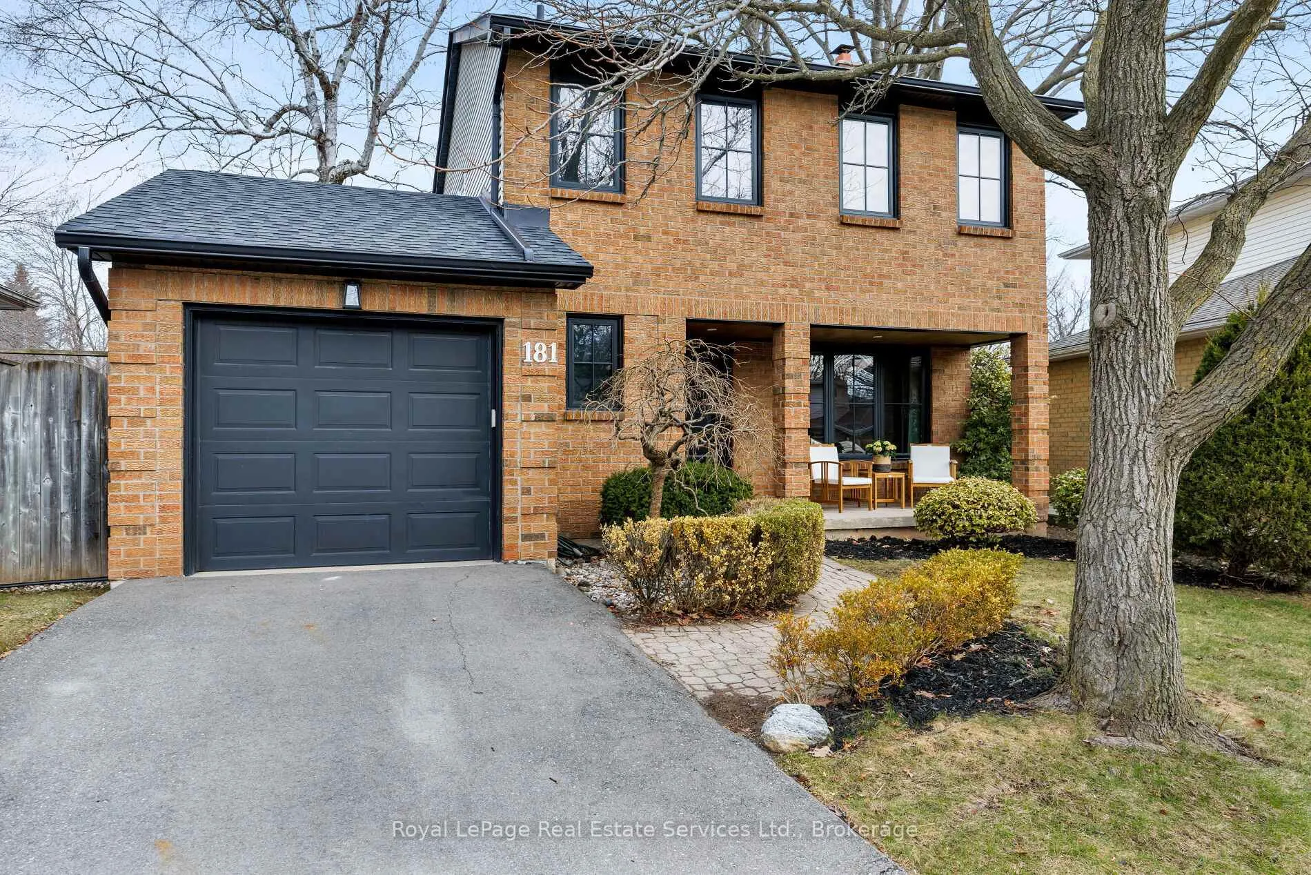 Photo 1 of 181 Chalmers Street, Oakville, Bronte — HOMEH