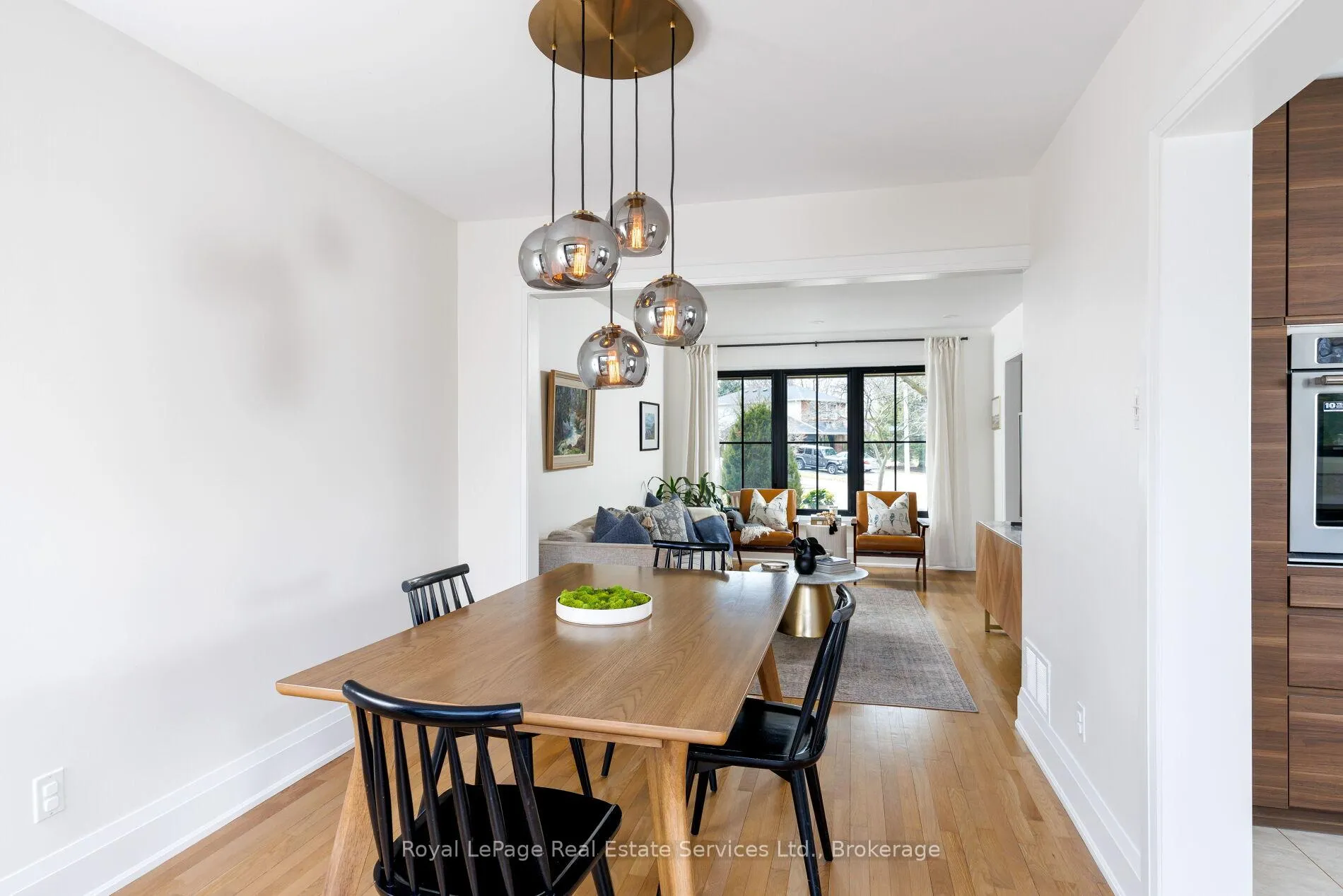 Photo 11 of 181 Chalmers Street, Oakville, Bronte — HOMEH