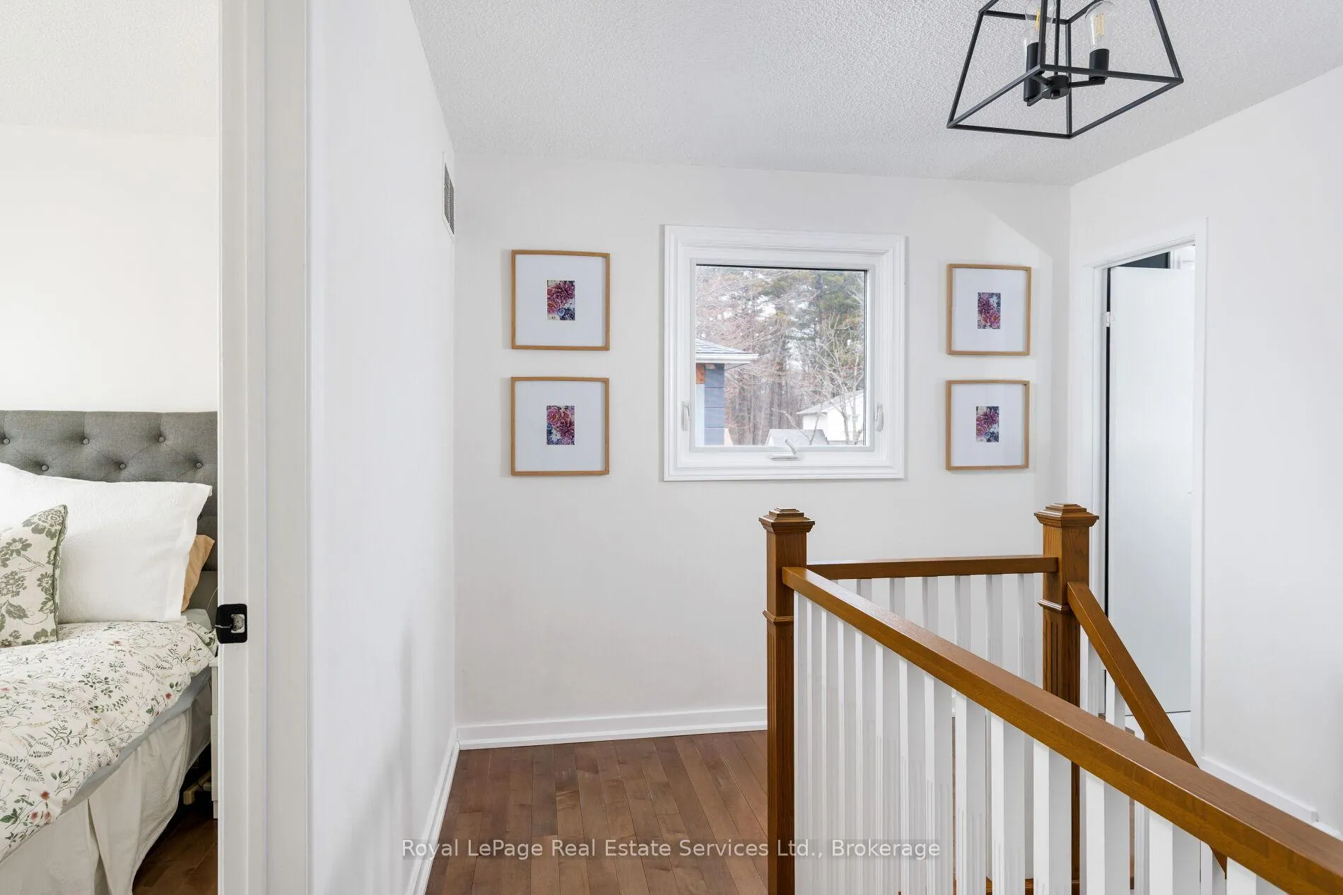 Photo 19 of 181 Chalmers Street, Oakville, Bronte — HOMEH