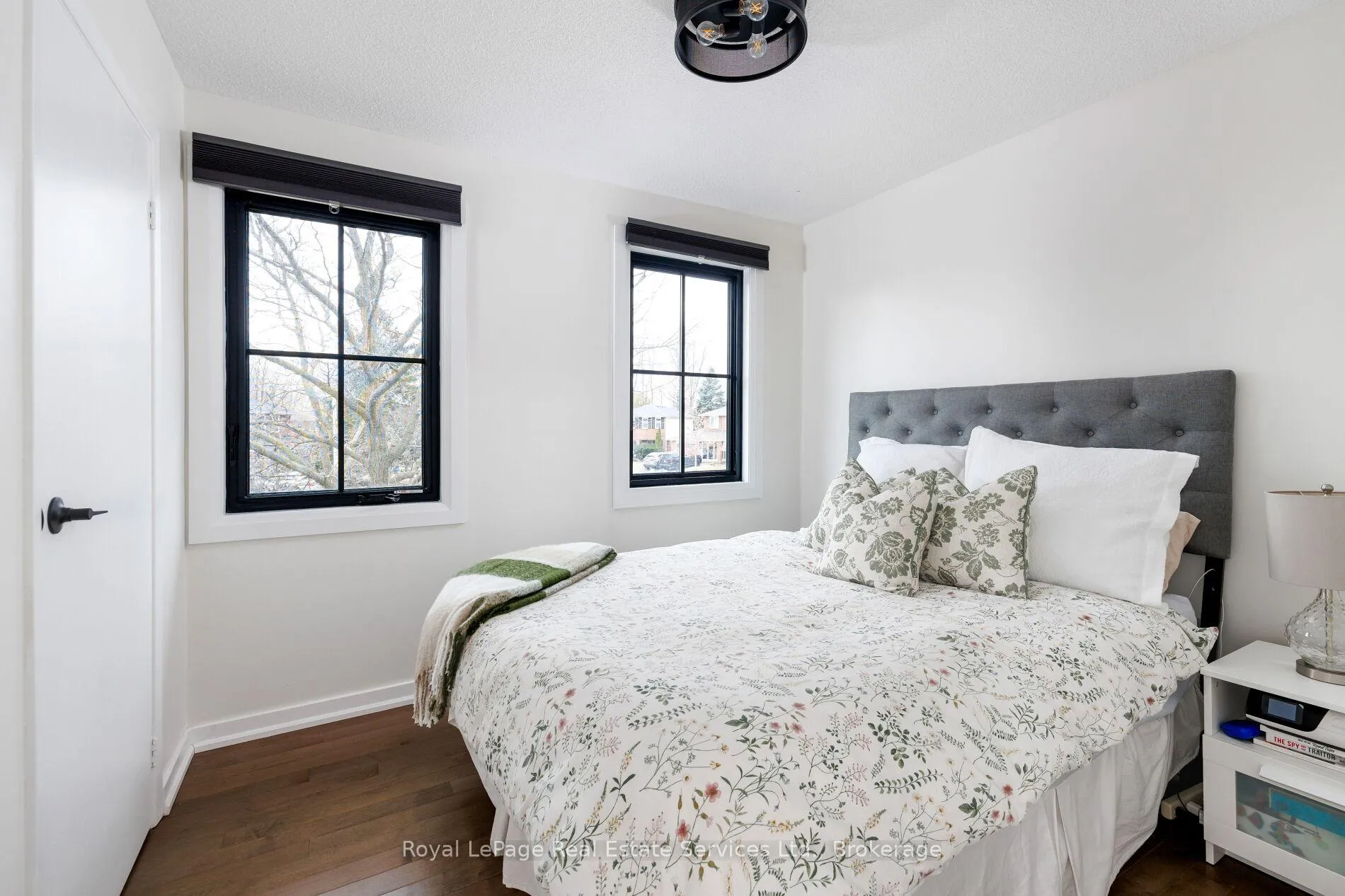 Photo 28 of 181 Chalmers Street, Oakville, Bronte — HOMEH